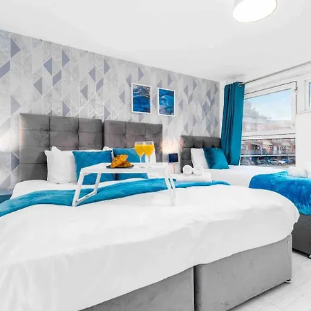 2 Bedroom In City-centre With Free Parking Apartment Birmingham